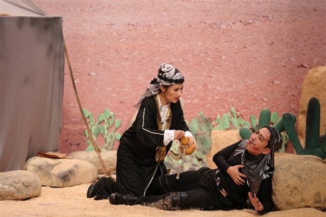 Tran Thanh gia gai lam khan gia xuc dong o tap cuoi On gioi hinh anh 13