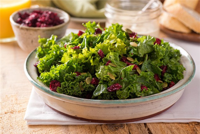 Loại rau cải nhiều canxi hơn sữa, ngừa ung thư khiến thế giới phát sốt đã đến Việt Nam - Ảnh 9.