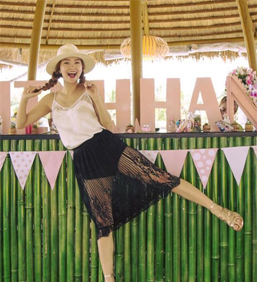 muon mac xuyen thau khong bi phan cam, hay hoc minh hang - 11