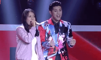 Co gai Han Quoc hat nhac Big Bang tai The Voice hinh anh 1