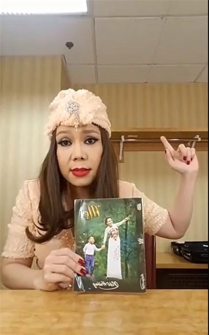 viet huong buc xuc livestream dap tra nguoi chui boi dau nam hinh anh 3