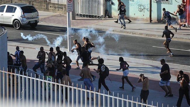 Fan bóng đá bị bắn thủng ngực, chết trong bệnh viện - Ảnh 4.