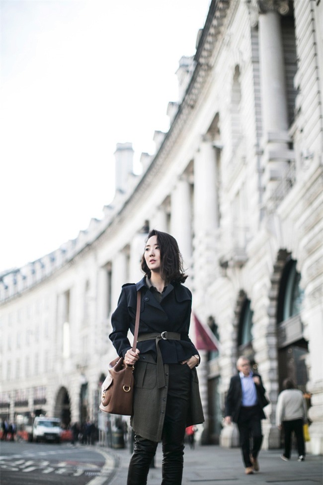 Học quý cô Châu Á cách kết hợp 2 trong 1 tiện cả đi làm lẫn điĐiểm đặc sắc trong mỗi set đồ của các - Ảnh 17.