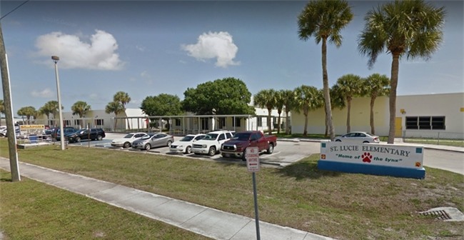 Giáo viên sốc nặng phát hiện bé 5 tuổi hồn nhiên nhai bao cao su đã qua sử dụng trong trường - Ảnh 2.