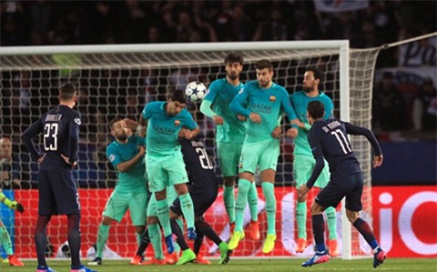 Di Maria chính là người hùng của PSG với 1 cú đúp
