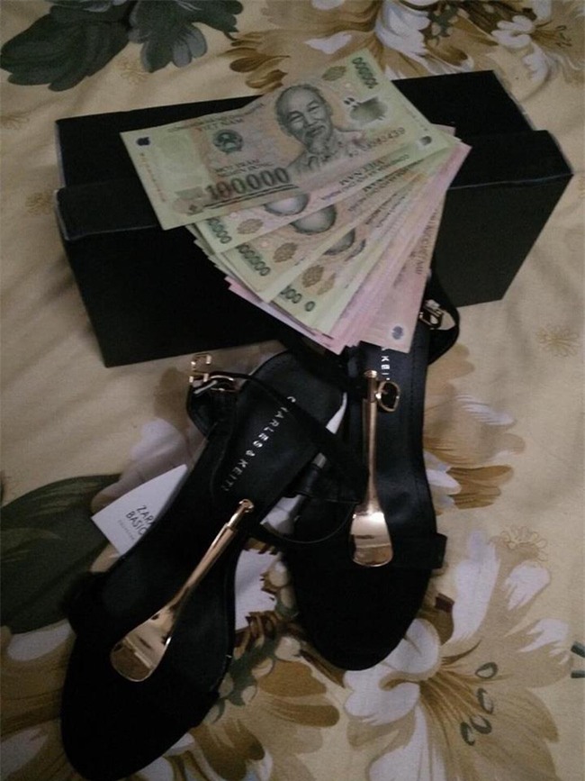 Hỏi thế gian Valentine là chi mà người rộn ràng khoe hoa quà sang chảnh, người chiếc bóng 1 mình bên củ khoai lang - Ảnh 16.