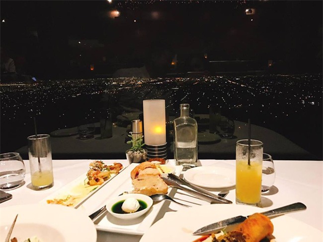 Hỏi thế gian Valentine là chi mà người rộn ràng khoe hoa quà sang chảnh, người chiếc bóng 1 mình bên củ khoai lang - Ảnh 9.