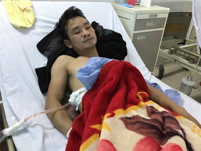 Bắt nghi phạm đâm người đưa nạn nhân đi cấp cứu