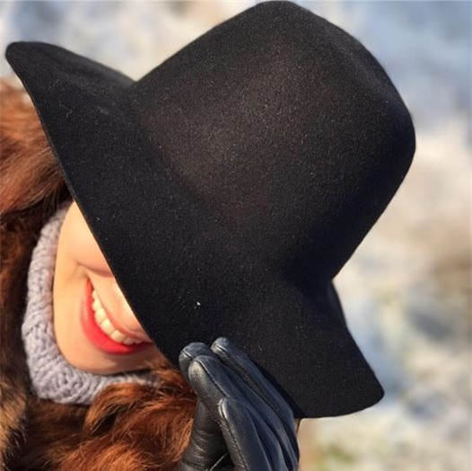 Đan Lê: Yêu một người đã cũ hay kẻ khờ mộng mơ - Ảnh 1.