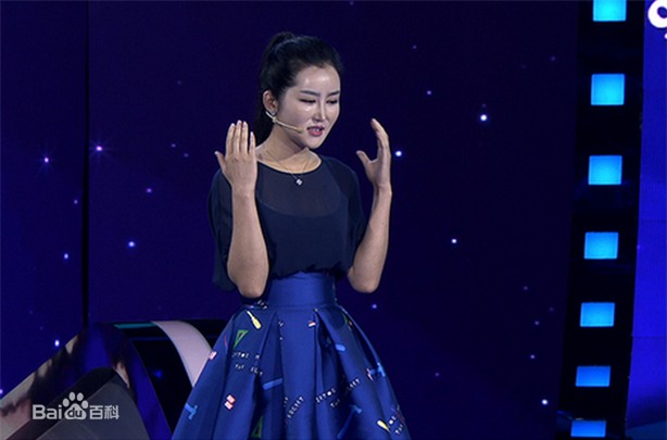 Cô nàng xinh đẹp với 10 lần đập mặt làm lại, đánh đổi 5 năm thanh xuân vật lộn để có khuôn mặt mỹ miều - Ảnh 2.