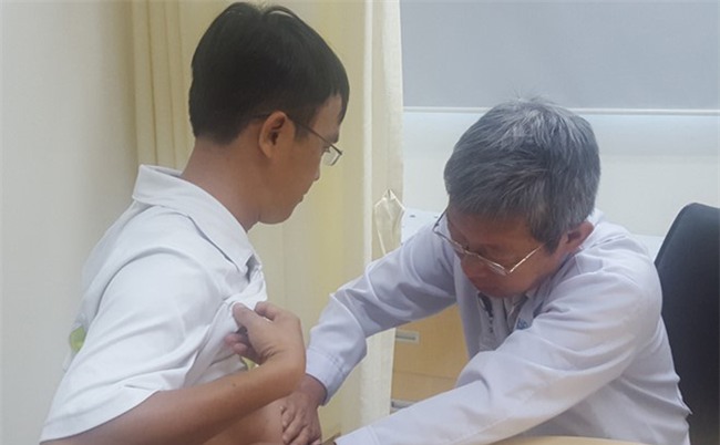 Dấu hiệu viêm tụy nam giới uống nhiều rượu bia cần biết