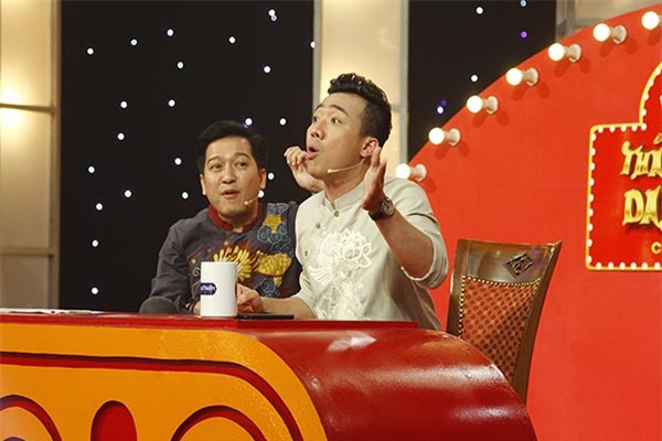 Trấn Thành chê tài xế riêng diễn xuất dở tại Thách thức danh hài - Ảnh 3.