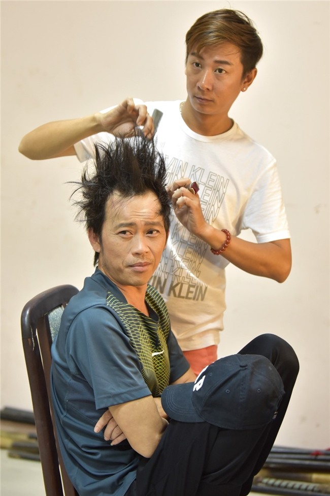 Hoai Linh binh dan di quay hinh game show hinh anh 5