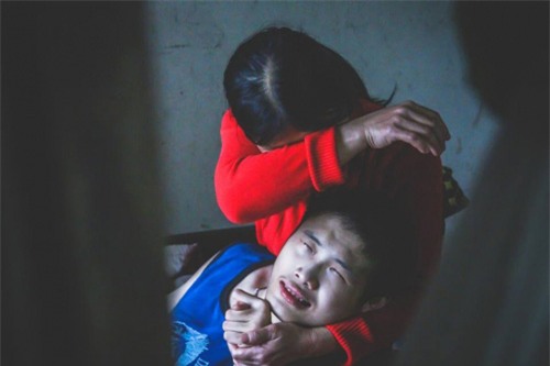 noi am anh cua co giao chu nhiem ve cau hoc tro mac benh la - 5