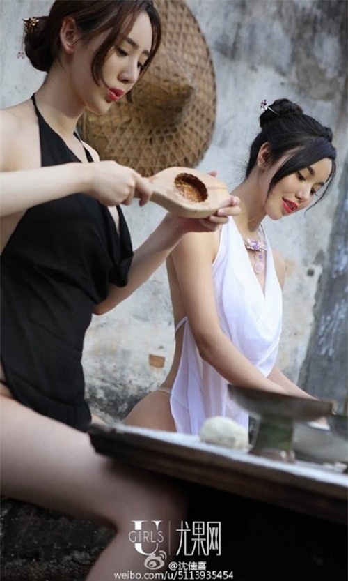 day song voi bo anh ao yem tha rong cua 2 thieu nu lam banh hinh anh 3