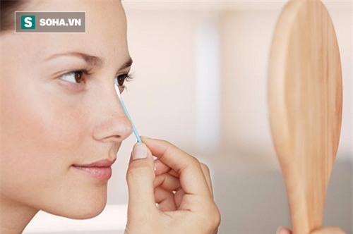 Công dụng “trời ban” của oxy già: Phụ nữ nào cũng cần phải có trong nhà - Ảnh 1.