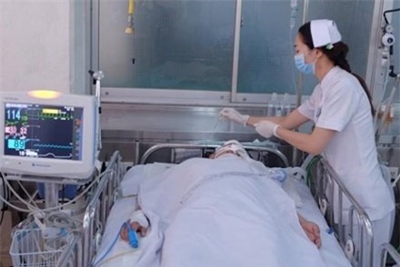 Me chet, con nhap vien sau khi bi cuop tui xach o Sai Gon hinh anh 1