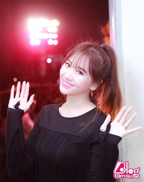 tran-thanh-khong-deo-nhan-cuoi-blogtamsuvn8