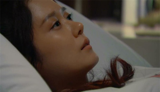 Cay đắng cảnh vợ hao mòn nằm viện phải chứng kiến cảnh dối gian tày trời của chồng - Ảnh 1.