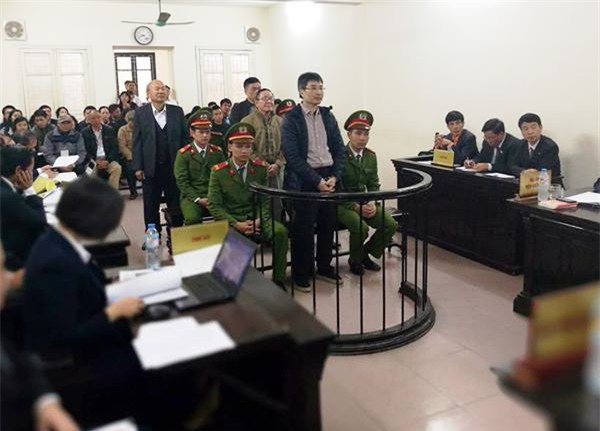 Giang Kim Đạt: 'Tiền có được là do... đi xin'