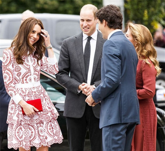 Vẻ ngoài điển trai của Thủ tướng Canada khiến cả Emma Watson, Ivanka Trump hay Công nương Kate cũng phải ngắm nhìn - Ảnh 3.
