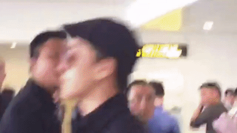 Seungri (Big Bang) duoc ho tong bang sieu xe tai Noi Bai hinh anh 1