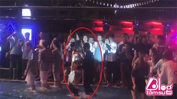 dong-nhi-ong-cao-thang-tran-thanh-hari-won-blogtamsuvn011