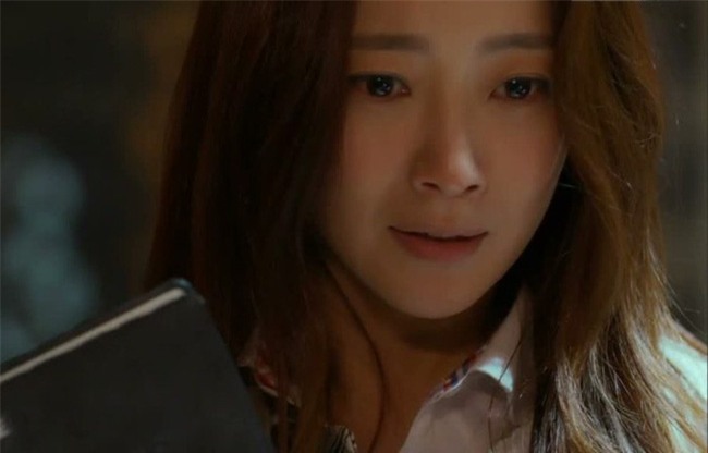 Tin nhắn chồng gửi cho người yêu cũ trước giờ đón dâu khiến vợ không suy nghĩ hủy bỏ tuần trăng mật ngay lập tức - Ảnh 1.