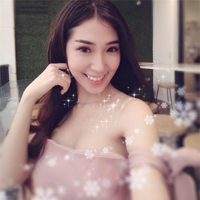 ban-gai-sexy-chan-dai-the-nay-bao-sao-ngo-kien-huy-si-me-suot-7-nam-blogtamsuvn018