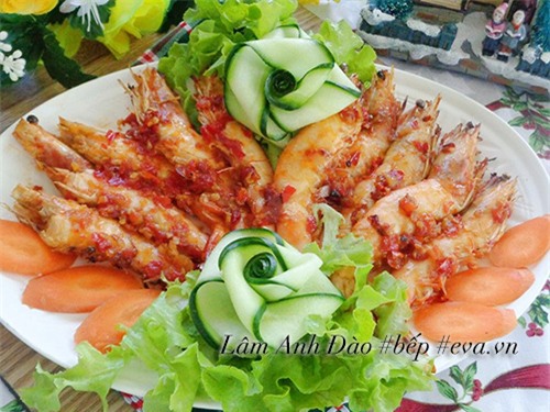 tom nuong sa te theo cach nay ngon hon ca ngoai hang - 5