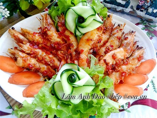 tom nuong sa te theo cach nay ngon hon ca ngoai hang - 7