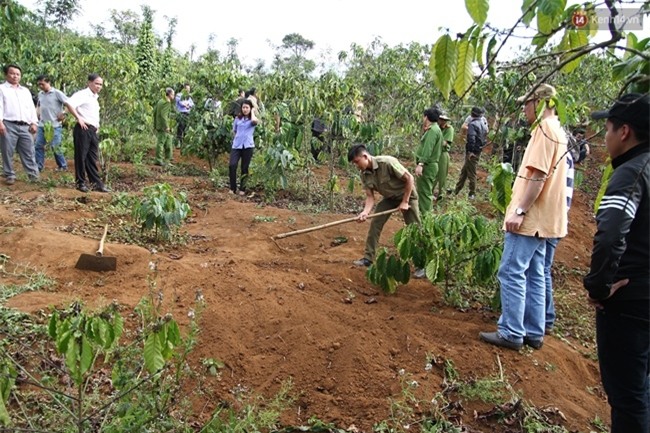 Vẻ bình thản của người vợ và nhân tình giết chồng giấu xác rúng động Lâm Đồng - Ảnh 3.