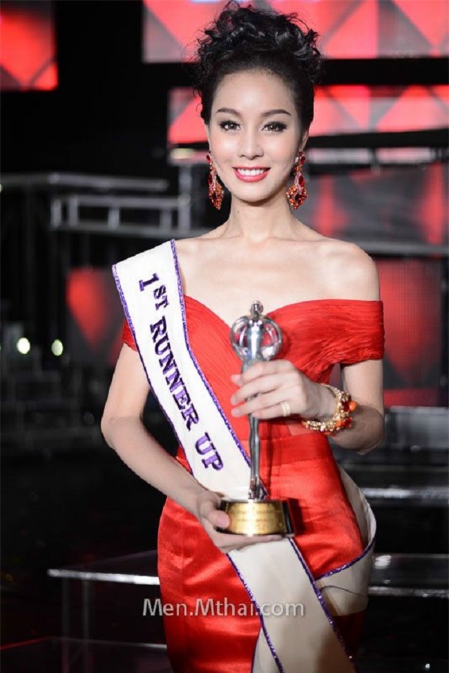 nga ngua khi biet 3 my nu "nong ruc" nay tung la dan ong hinh anh 20