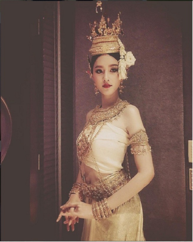 nga ngua khi biet 3 my nu "nong ruc" nay tung la dan ong hinh anh 6