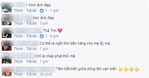 Bức ảnh con trai cặm cụi viết bài bên hàng trái cây mưu sinh của mẹ khiến chúng ta nhận ra hạnh phúc là gì - Ảnh 3.