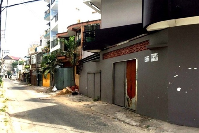 Giang ho truy sat o Sai Gon: Nan nhan khong cho bao cong an hinh anh 1