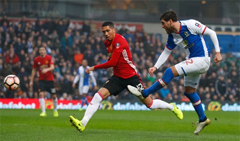 Graham mở tỷ số cho Blackburn