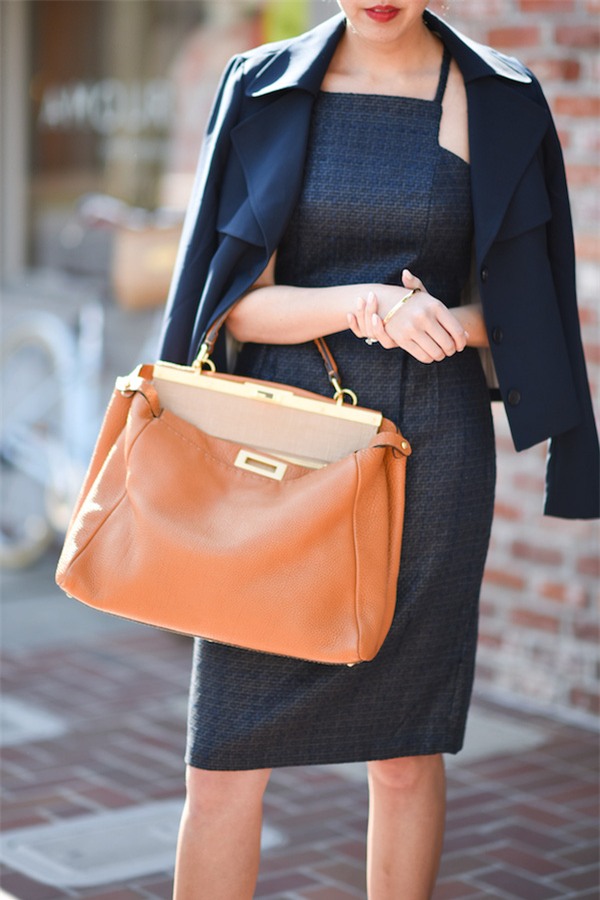 Gợi ý 7 ngày mặc đẹp với những bộ cánh thanh lịch hợp thời tiết sáng nóng tối lạnh - Ảnh 15.