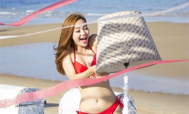 bong mat xem dan nguoi dep viet mac bikini dong canh 17+ hinh anh 21