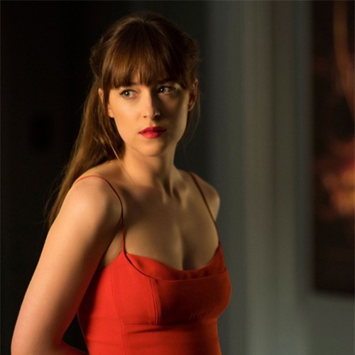 di tim 5 thoi son dep "quen sau" chay hang sau khi cong chieu "50 sac thai" - 3