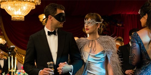 di tim 5 thoi son dep "quen sau" chay hang sau khi cong chieu "50 sac thai" - 5