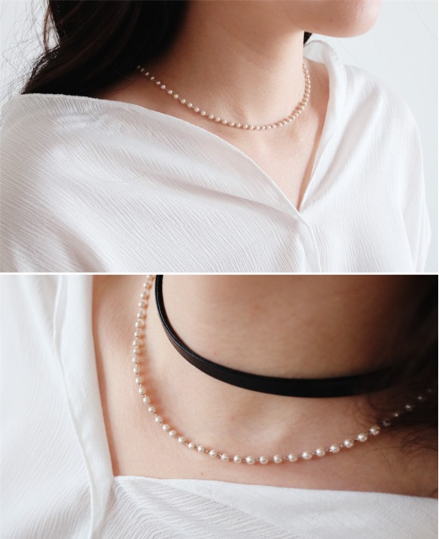 Hãy kết hợp thêm món phụ kiện này nếu bạn cảm thấy những thiết kế váy áo của mình đơn điệu! - Ảnh 1.