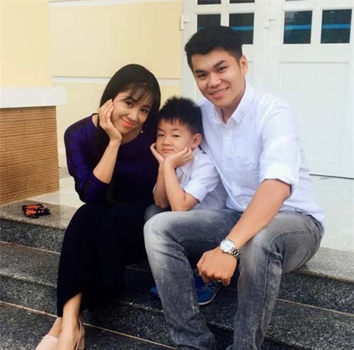 moi tinh ngot ngao cua le phuong voi nguoi yeu kem 7 tuoi hinh anh 5