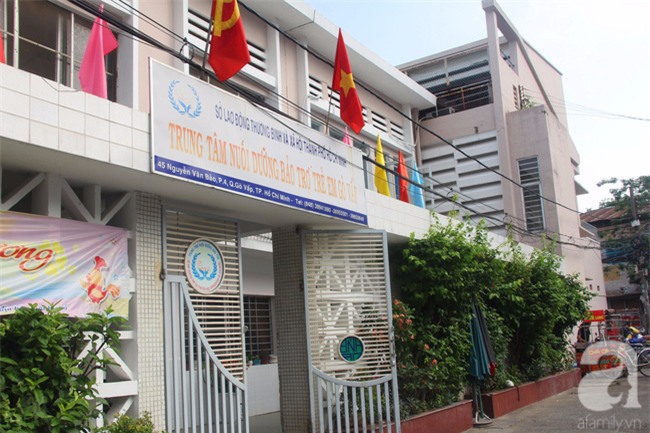 Hai bé trai 3 và 5 tuổi lang thang tìm bố mẹ lúc nửa đêm ở Gò Vấp giờ ra sao? - Ảnh 1.