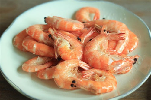 vet sach noi com voi tom sot chua ngot hinh anh 8