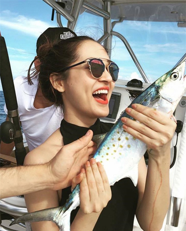 can canh bo phan dep "me nguoi" cua bao anh bi noi la...do nhua hinh anh 18