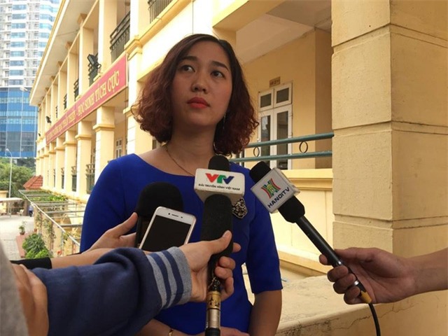 Cô Nhung, chủ nhiệm lớp cháu Kiên cho biết, mình hài lòng với quyết định kỉ luật của Hội đồng kỉ luật quận