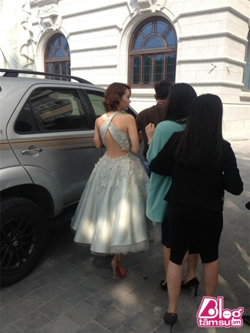 minh-hang-hari-won-ham-ham-sat-khi-blogtamsuvn4