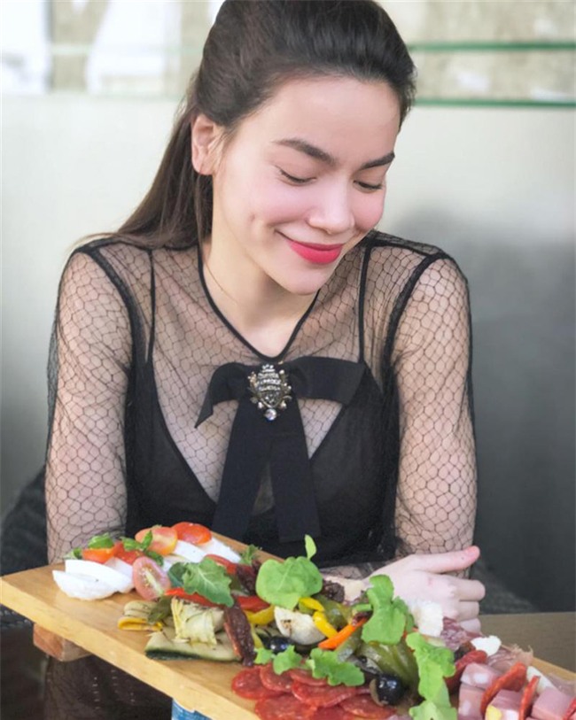 ca quan an "dung hinh" vi my nhan viet qua bao hinh anh 17