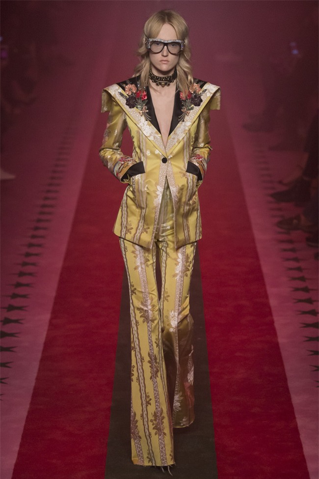 HOT: Hồ Ngọc Hà diện set đồ hàng trăm triệu, dự show Gucci đang khiến dân tình điên đảo vì quá đỉnh - Ảnh 5.